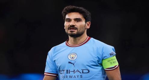 بعد ثلاثية إنجليزية تاريخية.. الساحر جندوجان يطرق أبواب برشلونة